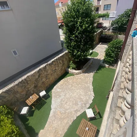 Relax Comfy Cozy Cavtat