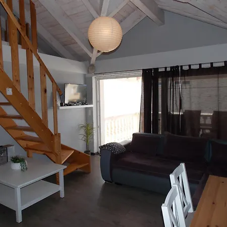 아파트 Relax Comfy Cozy 챠브타트